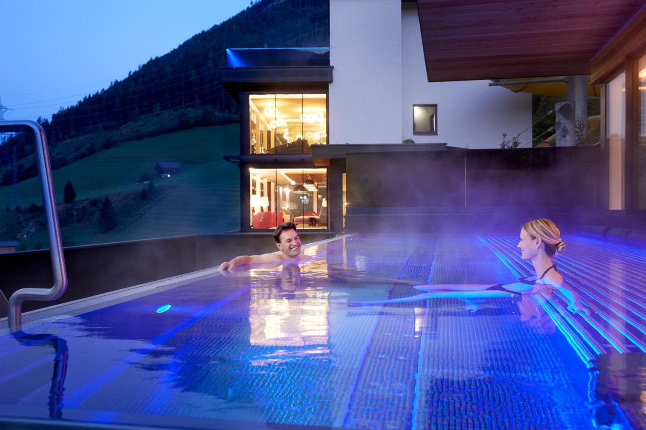 Almhof Family Und Wellness Resort Gerlos Eksteriør bilde